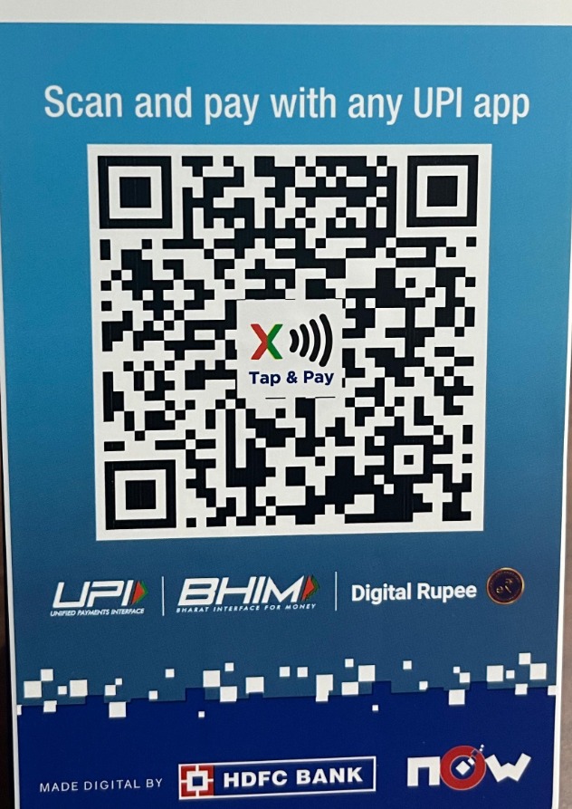 UnwH QR Code